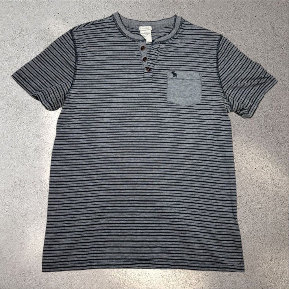 Abercrombie & Fitch Mens Muscle Fit Henley Short Sleeve T-Shirt Size L Grey Y2K